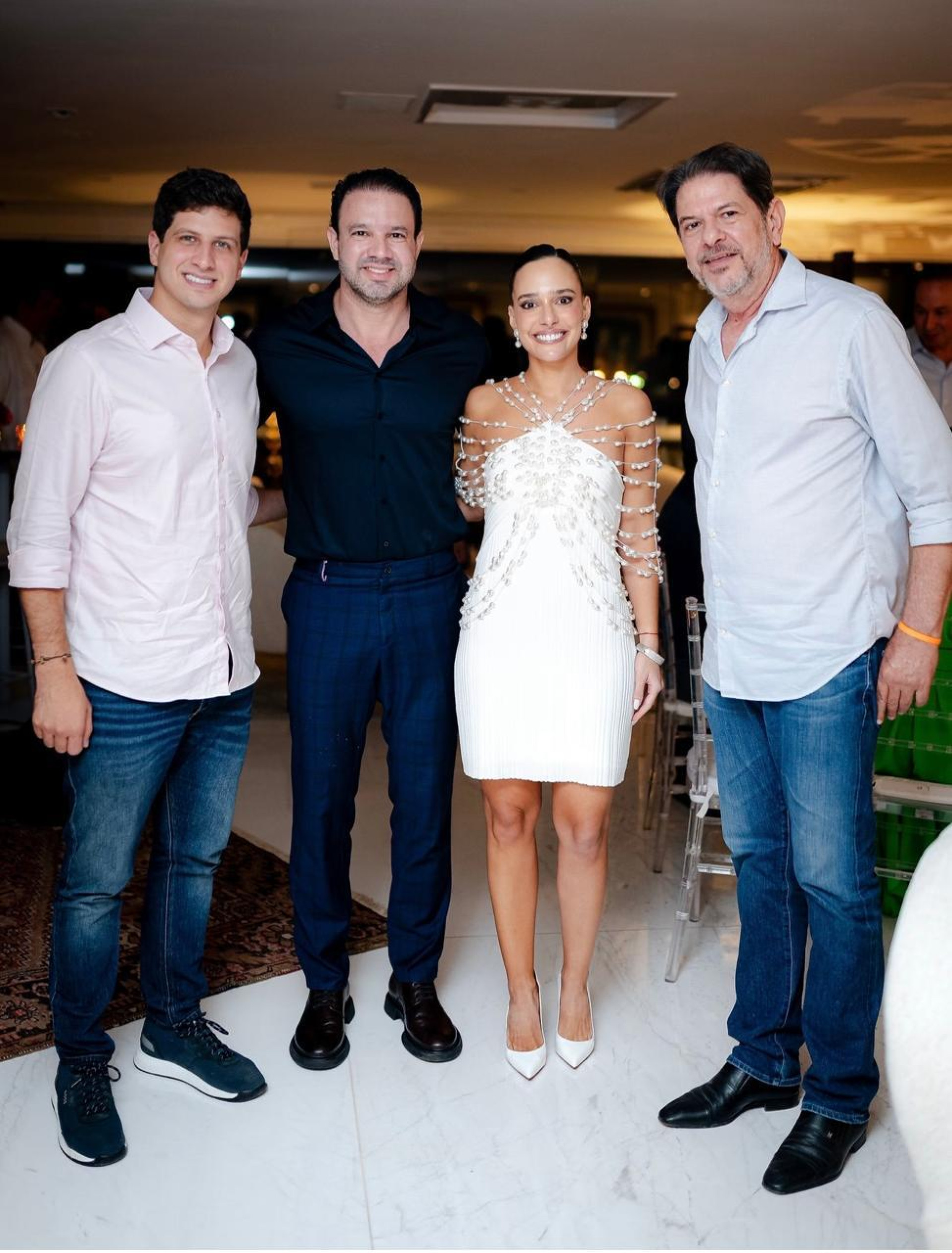 (Foto: Arquivo Familiar )João Campos, Leo Couto, Gabriella Ventura e Cid Gomes