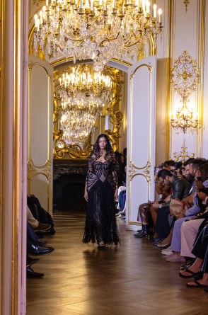 Desfile de Ivanildo Nunes em Paris(Foto: anderson de deus/ divulgação)