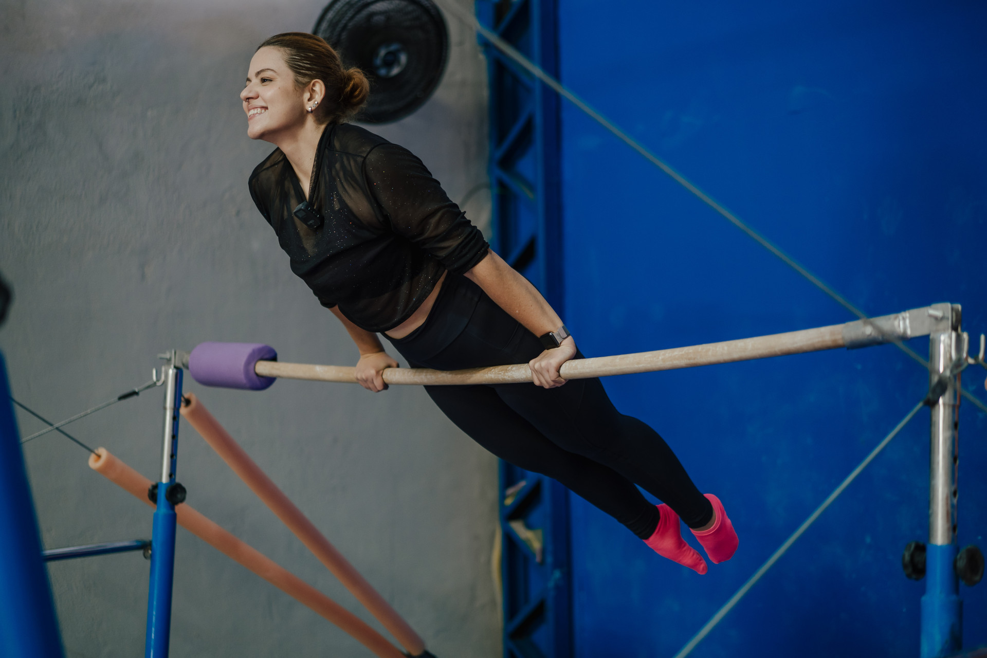 Aulas de ginástica artísticas para adultos (Foto: Julio Caesar)