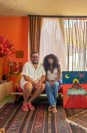 Ney Filho convida a artista Amanda Nunes para compor com duas obras seu espaço na Casa Cor(Foto: Diego Gregório/ Divulgação)
