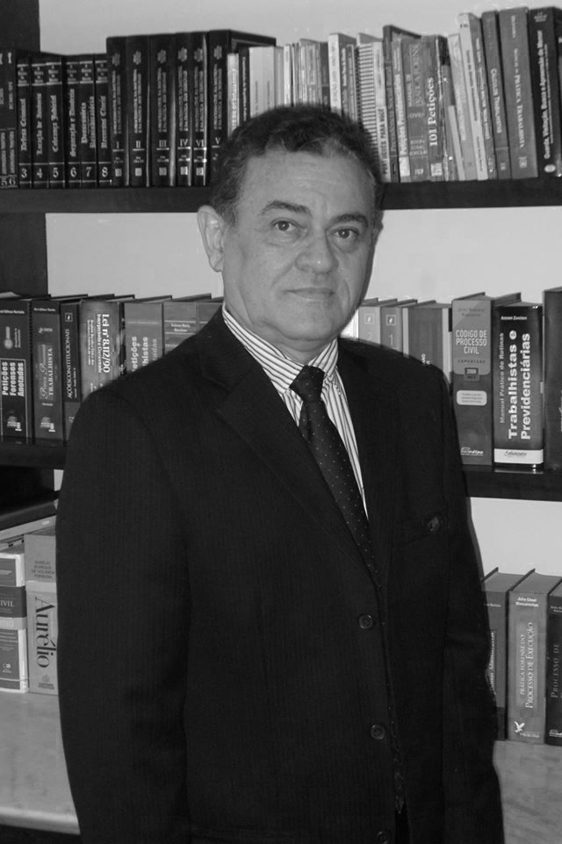 Gilberto Siebra. Advogado especialista em direito administrativo e previdenciário. (Foto: Arquivo Pessoal)