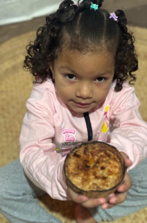 Luane, uma das 73 crianças de Santa Luzia(Foto: Divulgação/Caroliny Braga)