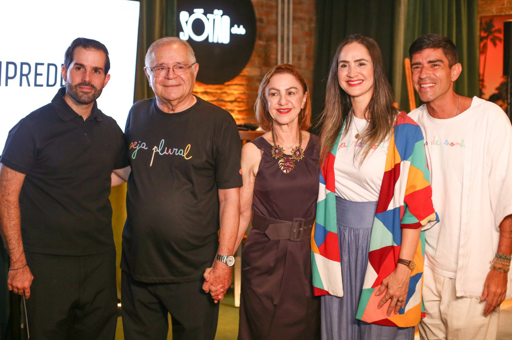 (Foto: JoaoFilho Tavares)Felipe Rocha, Sulivan e Sonia Mota, Joana Clemente e João Victor Furtado