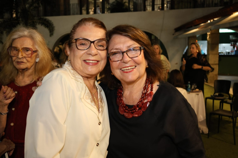 (Foto: Arquivo pessoal )Bernadete Bezerra e Claudia Aldigueri