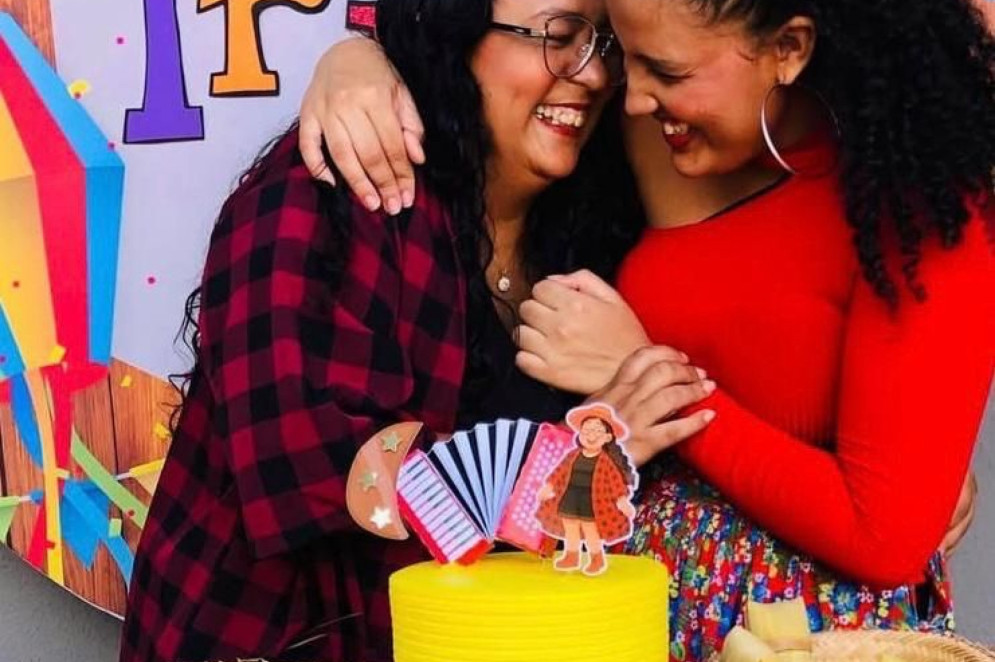 Íris e Emilly, filha de Íris(Foto: Acervo pessoal)