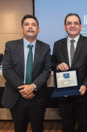 Bruno Queiroz e ministro Reynaldo Soares da Fonseca (STJ)(Foto: Divulgação) Bruno Queiroz e ministro Reynaldo Soares da Fonseca (STJ)(Foto: Divulgação)