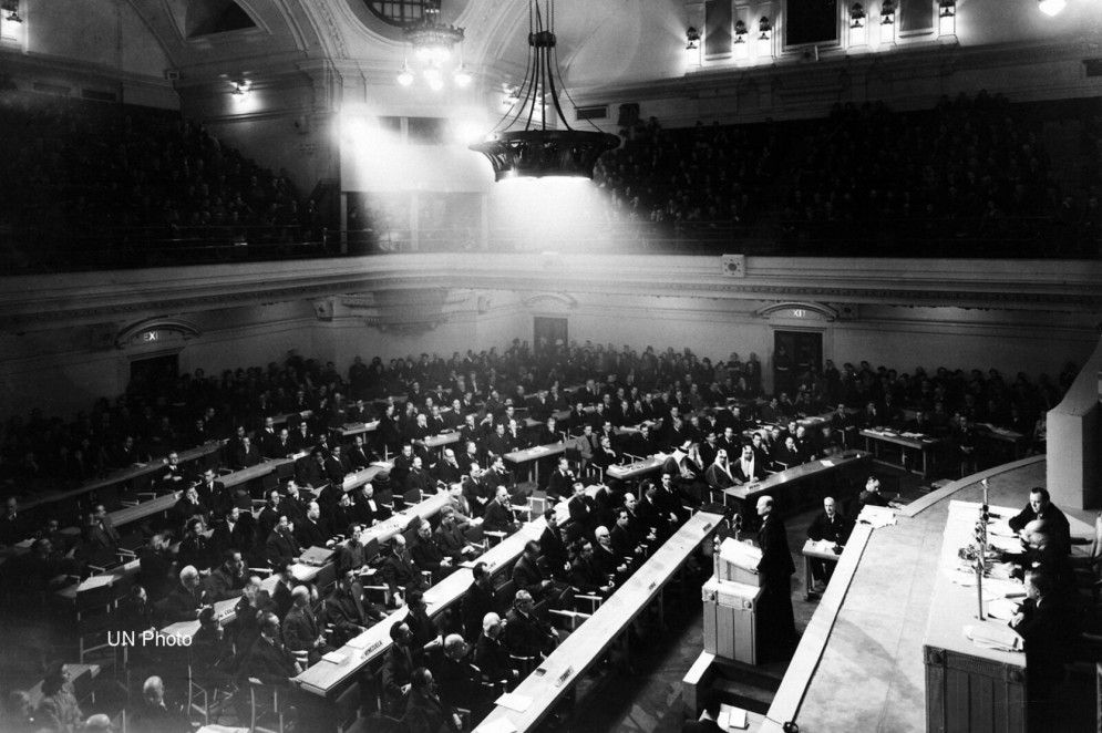 A primeira sessão da Assembleia Geral das Nações Unidas foi aberta em 10 de janeiro de 1946 no Central Hall, em Londres(Foto: UN Photo/Marcel Bolomey) A primeira sessão da Assembleia Geral das Nações Unidas foi aberta em 10 de janeiro de 1946 no Central Hall, em Londres(Foto: UN Photo/Marcel Bolomey)