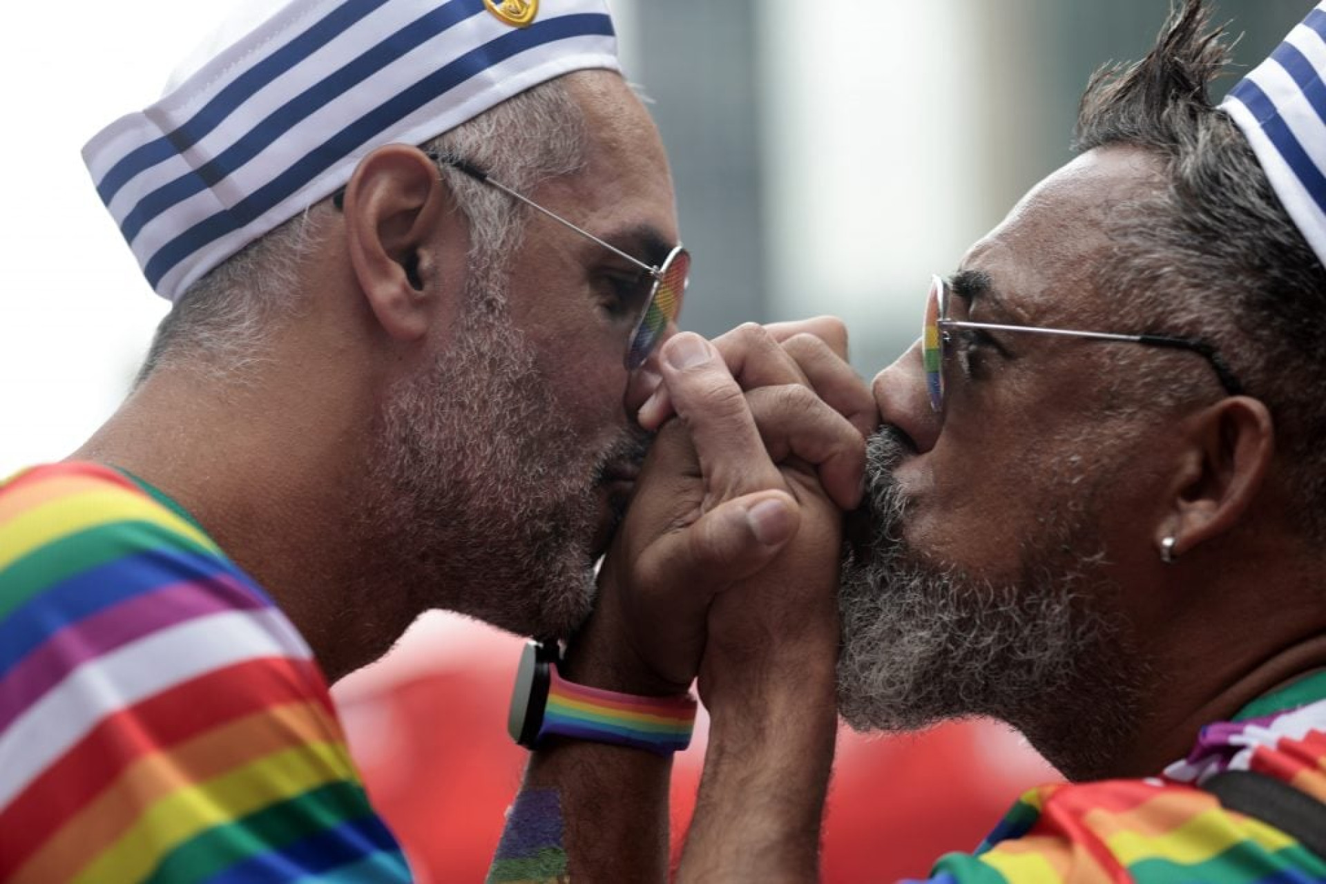 Pensar em mitigar a vulnerabilidade desses idosos é uma preocupação recente do movimento LGBT (Foto: Paulo Pinto/Agência Brasil)