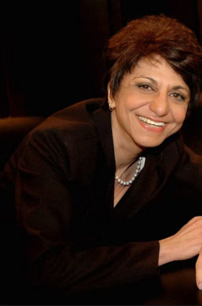 Dra. Carmita Abdo &eacute; m&eacute;dica psiquiatra e sex&oacute;loga, doutora e livre-docente pela Universidade de S&atilde;o Paulo (USP), conhecida por sua atua&ccedil;&atilde;o no campo da sexualidade humana. &Eacute; fundadora e coordenadora do ProSex no Hospital das Cl&iacute;nicas da USP e autora de livros como "Descobrimento Sexual do Brasil"(Foto: Associa&ccedil;&atilde;o Brasileira de Psiquiatria (ABP))