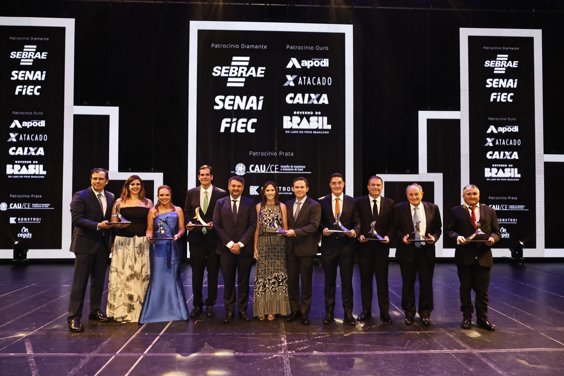 Homenageados e premiados
do Prêmio da Construção 2025 (Foto: João Filho Tavares e Divulgação)