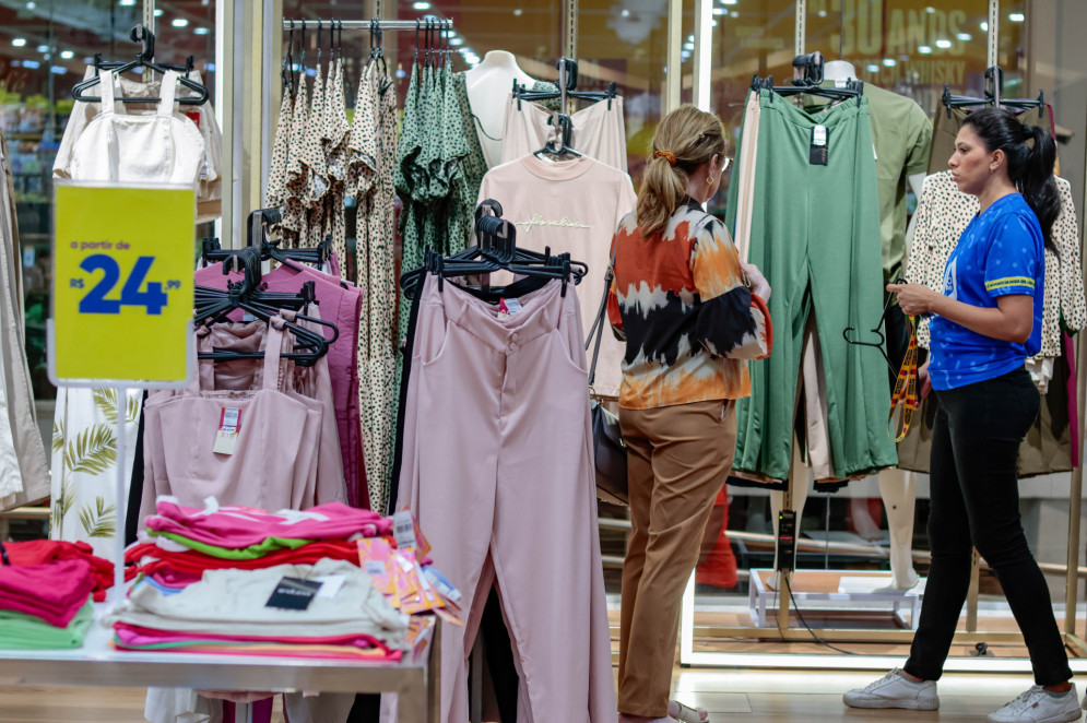 Hoje, as lojas de shopping superam as lojas de rua(Foto: Samuel Setubal)