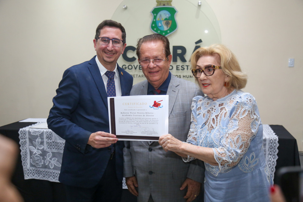 Roberto Victor, José Valdo Silva e Socorro França