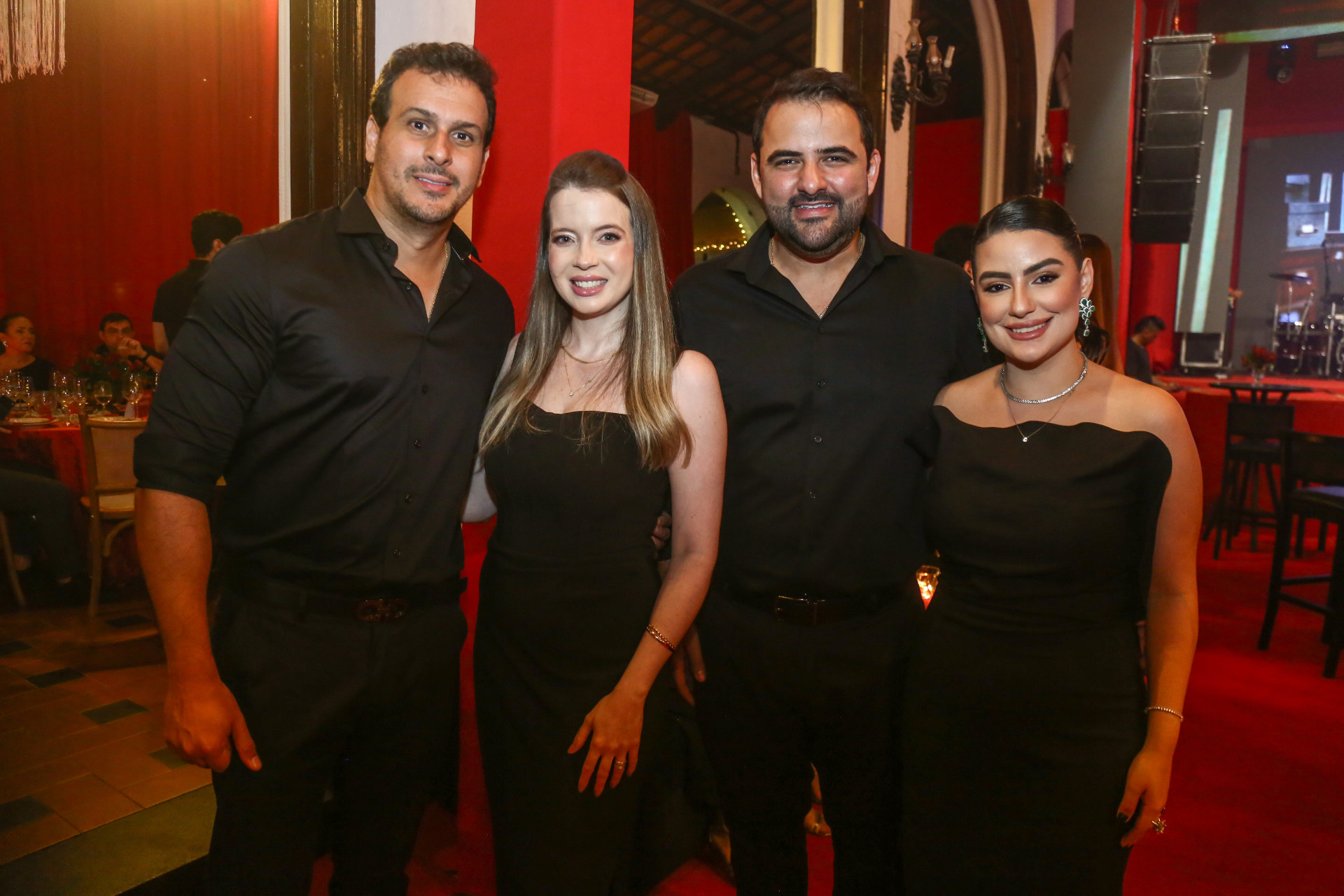 Luis e Débora de França, Anascélio Filho e Amanda Bessa