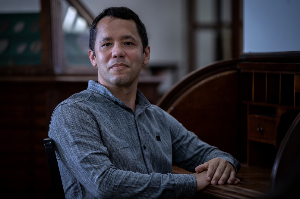 Itamar Vieira Jr. lança novo livro em Fortaleza (Foto: UENDEL GALTER/ Divulgação)