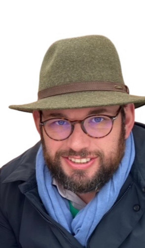 Ot&aacute;vio De Marco Dala Rosa, de Curitiba, foi roubado enquanto tirava f&eacute;rias no Cear&aacute;. Cinco anos depois, teve o aparelho  encontrado e devolvido pelo Governo(Foto: Acervo Pessoal/Ot&aacute;vio De Marco Dala Rosa)