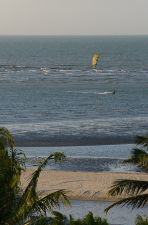 Tatajuba &eacute; conhecida internacionalmente como um dos melhores lugares do mundo para praticar kitesurf(Foto: Reprodu&ccedil;&atilde;o/Facebook/Casa Santa Maria Tatajuba)