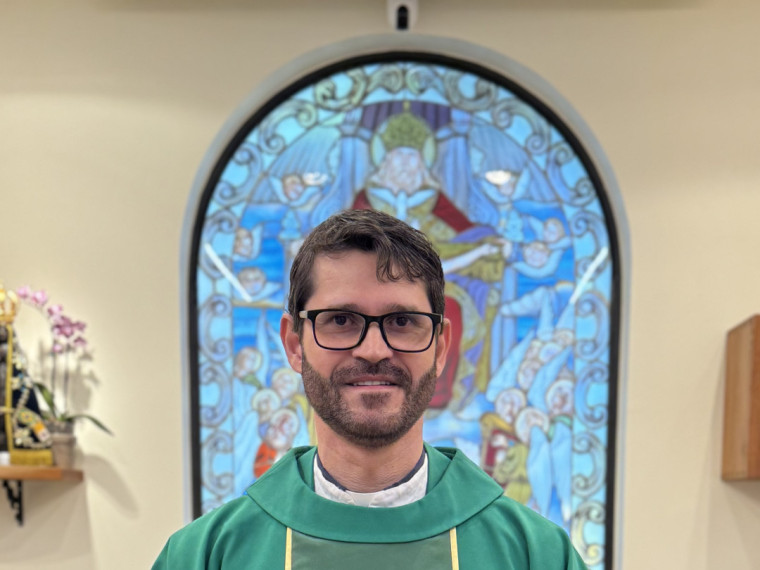 Padre Warlen Reis, diretor da R&aacute;dio Maria(Foto: Cristiane Bottchor/R&aacute;dio Maria)