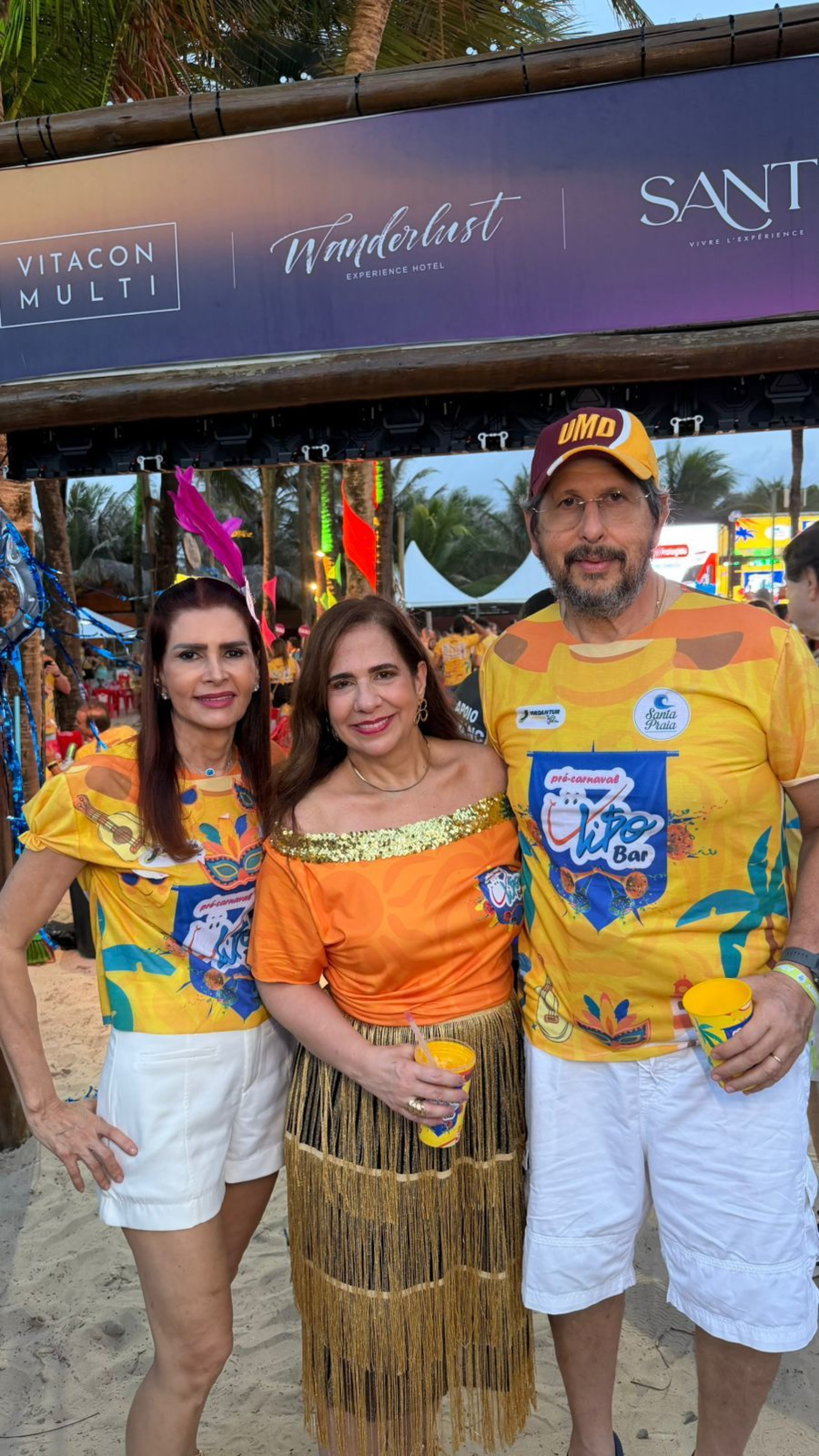 (Foto: Martinha assunção/ acervo pessoal )Martinha entre Lorena e Lúcio Bonfim