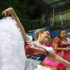 Emanuelle dança em quadrilhas juninas desde 2014(Foto: Divulgação)