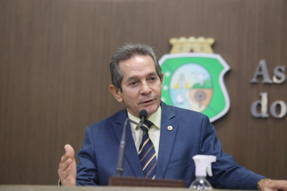 O deputado Heitor Férrer (Solidariedade), oposição aos Ferreira Gomes, disse que já havia pedido uma CPI envolvendo as obras do Castelão e que, à época, a comissão 