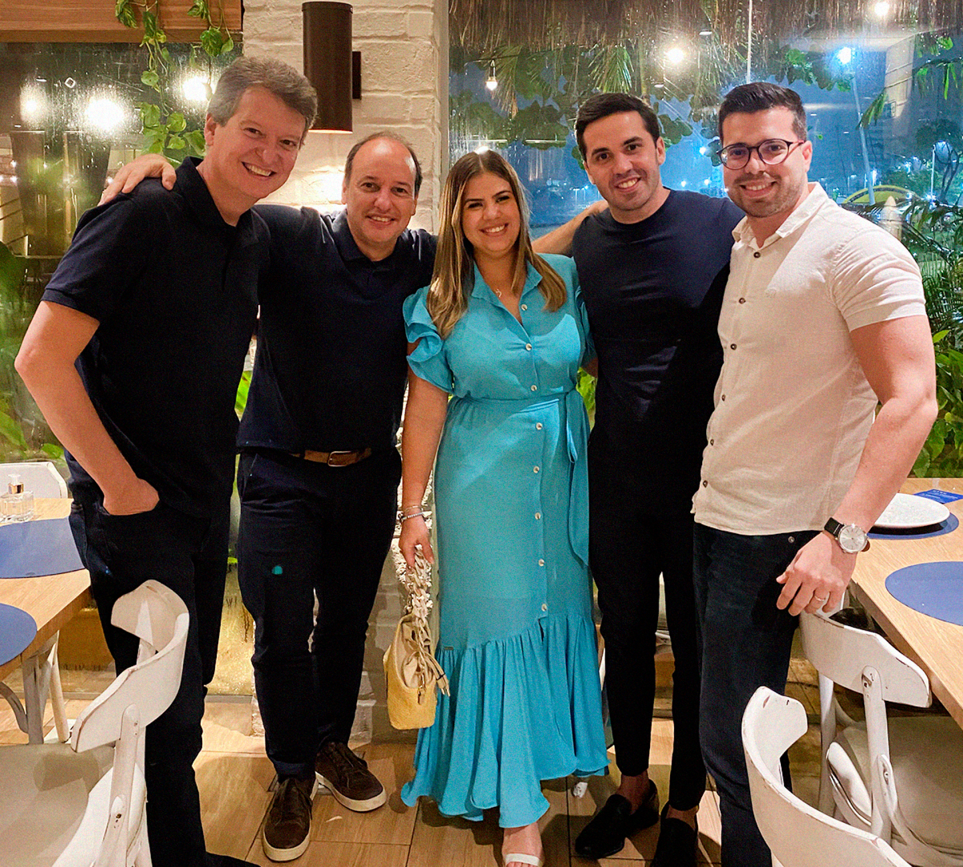 Sérgio Ribeiro (CEO Mobe Wirelink), Alexandre Moshe (CEO na Alloha Fibra), Gabrielly Lessa (Ge. Jurídica Regulatória Mob e Wirelink), Francisco Pinheiro Neto (Conselheiro Mob Wirelink), Renan Ferreira (Supervisor Jurídico)(Foto: Divulgação)