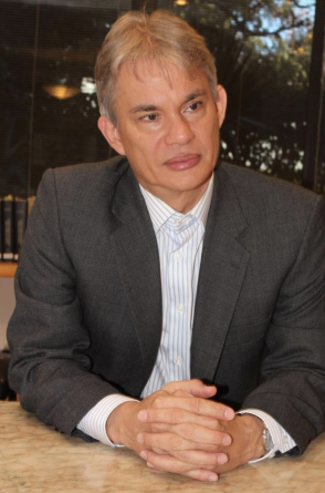 Tributarista Schubert Machado(Foto: Diego Camelo 17/4/2015)