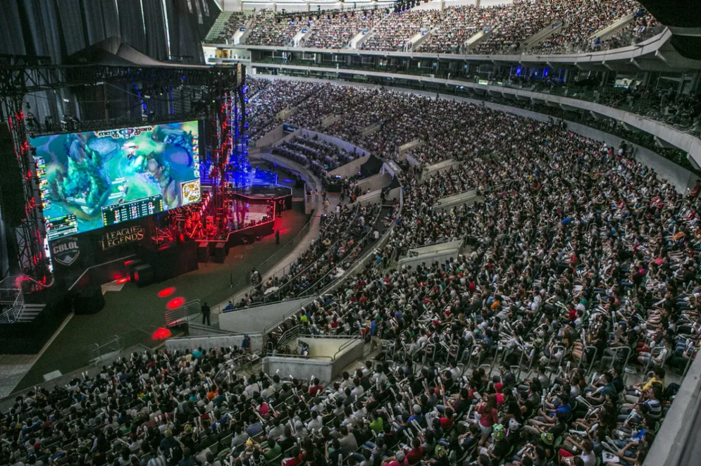 Em 2015, a final do 2º Split do CBLOL  foi realizada no estádio do Palmeiras, o Allianz Parque, em São Paulo(Foto: Riot Games)