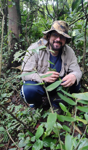 Bruno Edson, professor de Botânica da Universidade Estadual do Ceará afirma que o fenômeno social em torno da planta também merece atenção(Foto: Arquivo pessoal)