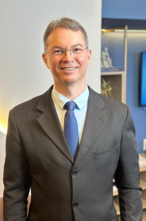 O fisioterapeuta e osteopata Jacques Esmeraldo é presidente do Conselho Regional de Fisioterapia e Terapia Ocupacional da 6ª Região (Crefito-6)(Foto: Divulgação/Crefito-6)