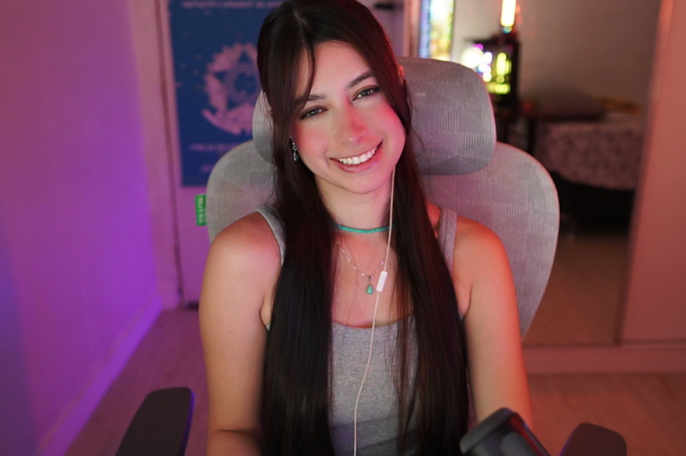 Bia Gomez tem como objetivo criar um espaço online leve, acolhedor e divertido para seus seguidores(Foto: Arquivo pessoal)