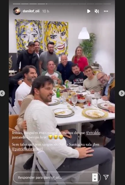 Minustro Fábio Faria, médico Vitor Sorrentino, coach cearense Paulo Vieira e na ponta da direita o blogueiro Allan dos Santos, foragido da Justiça no Brasil (Foto: reprodução instagram)